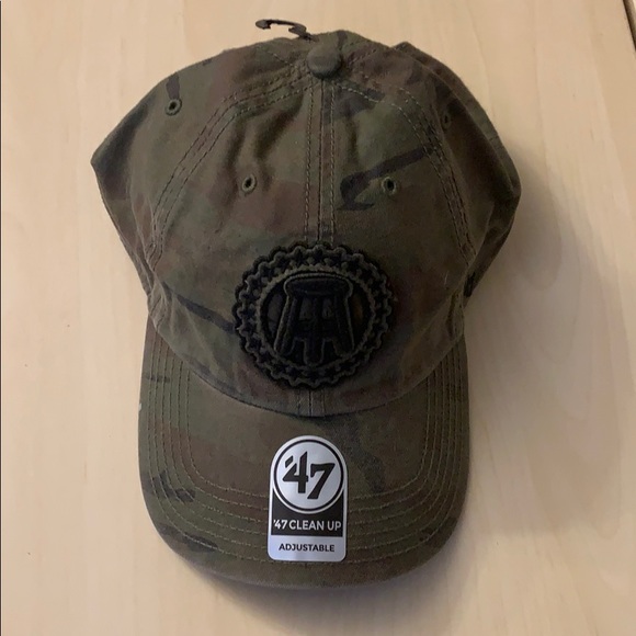 barstool camo hat